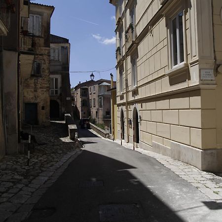 Diverso Apartment Caiazzo Exterior photo