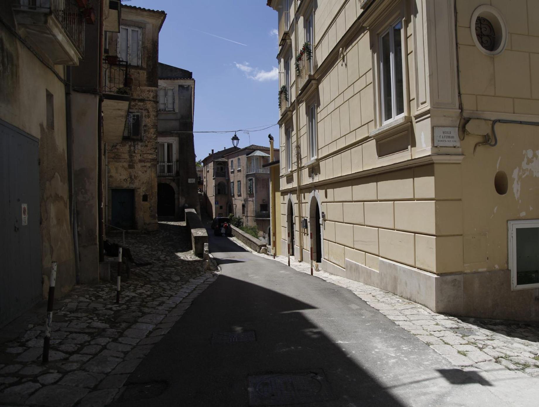 Diverso Apartment Caiazzo Exterior photo